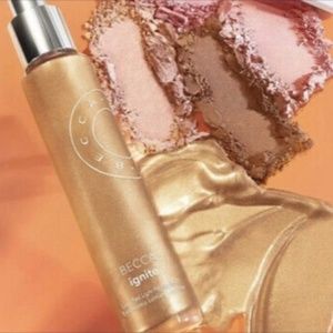BECCA Sunsetter Ignite Highlighter in Desire